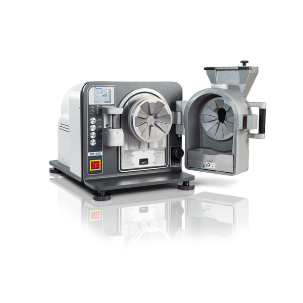 DM 400